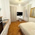 Apartment Alpha Romantic