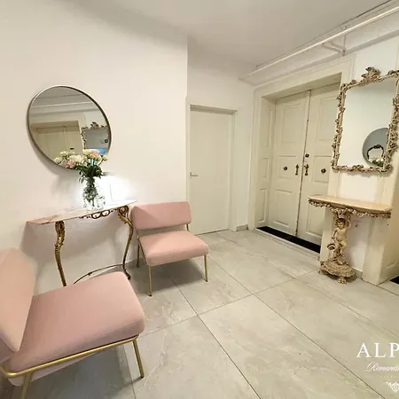 Apartment Alpha Romantic