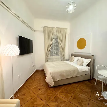 Apartment Alpha Romantic