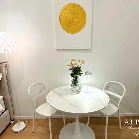 Alpha Romantic Apartment
