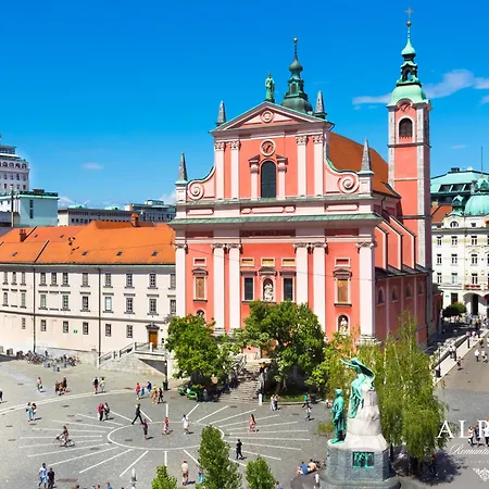 アパート Alpha Romantic